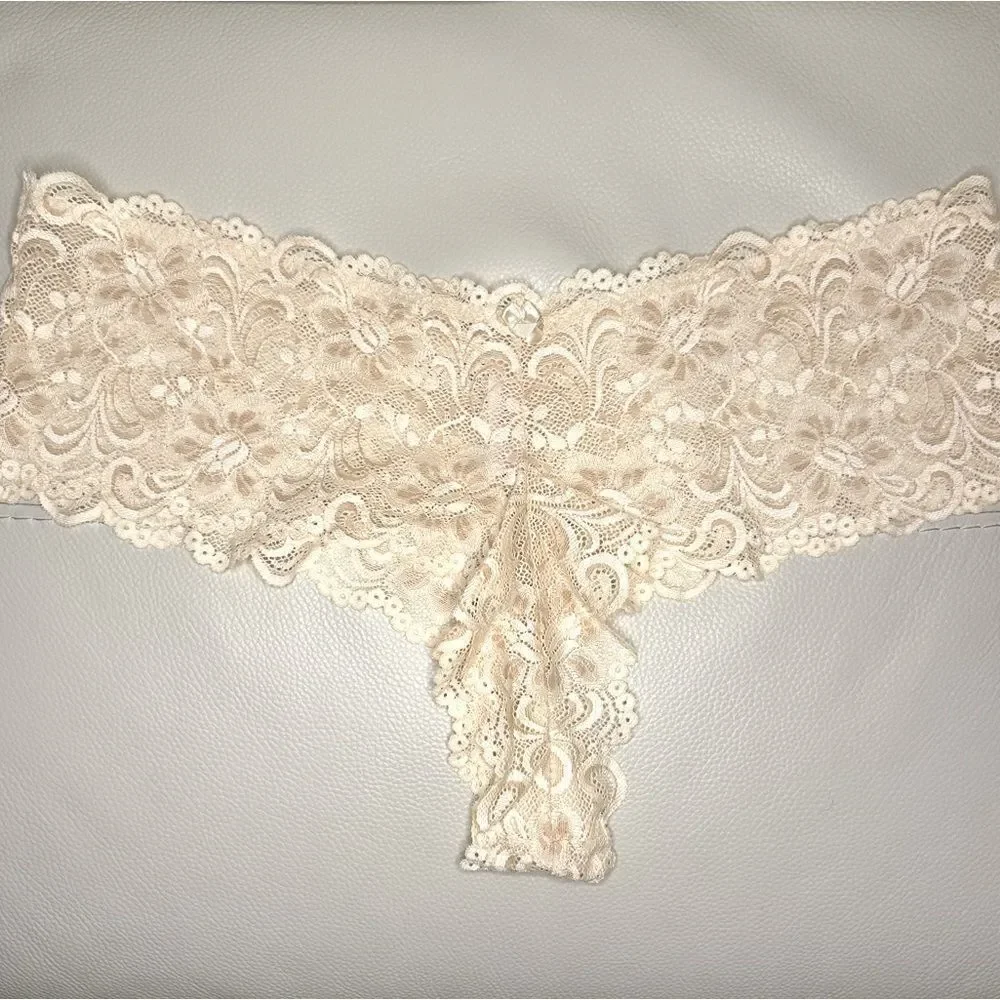 Lane Bryant Cacique Ivory Floral Lace Shortie Panties - Picture 2 of 7
